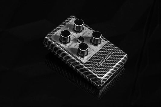 Nalbantov OC-2 eXtreme with Preamplifier – The boss of the octave effects