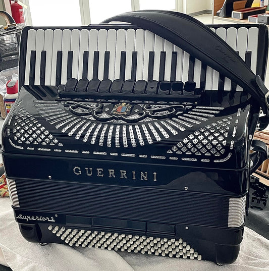 GUERRINI SUPERIOR 2 PIANO ACCORDION